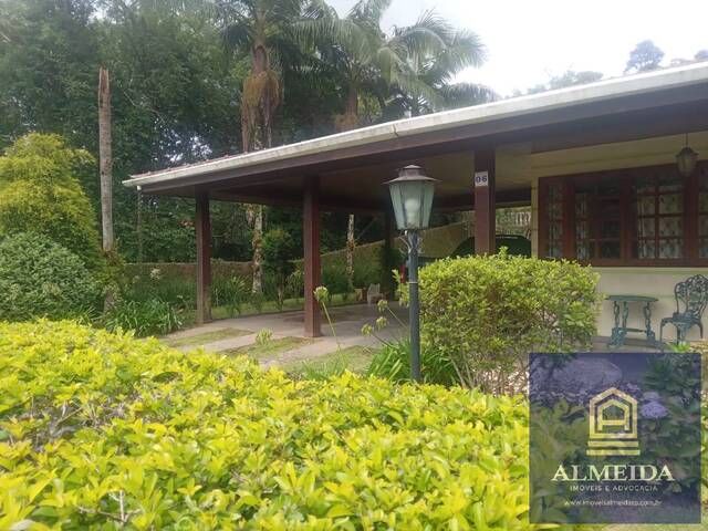 Casa para Venda em Embu-Guaçu - 1